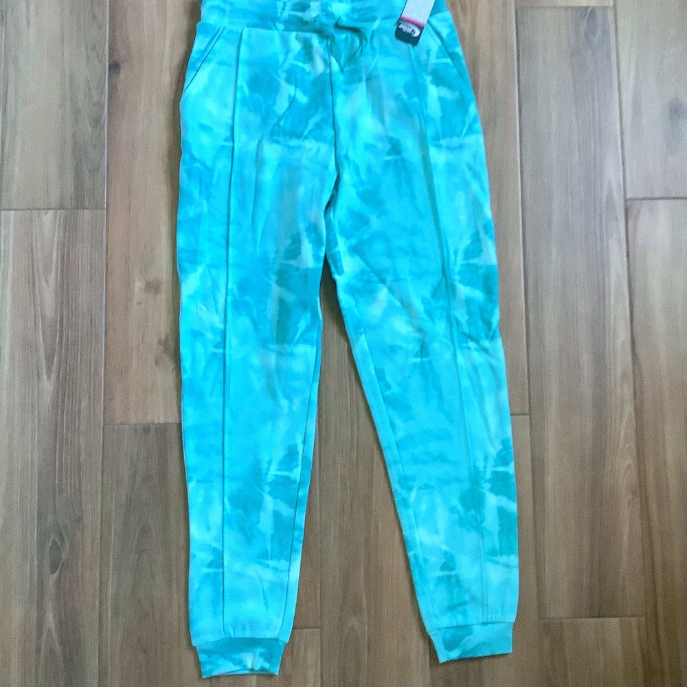 Turquoise fleece jogger pants - 𝕄𝕋𝔸 𝕤𝕡𝕠𝕣𝕥